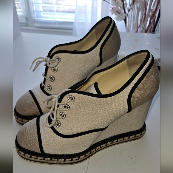 CHANEL Raffia Lace Up Wedge Espadrilles size 41 - Picture 4 of 7